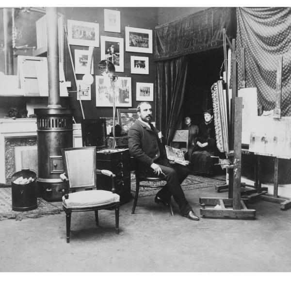Peintres de l'école de Crozant Documents Jean Beraud dans son atelier 1887 BW.jpg custom text