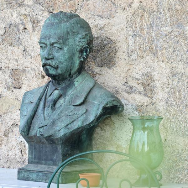 Peintres de l'école de Crozant Documents Buste d'Édouard Papillon custom text