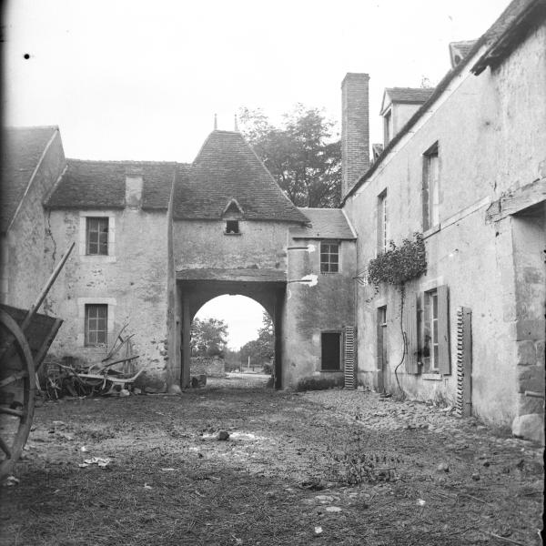 Peintres de l'école de Crozant De Tendu au Fay Le domaine du Fay, l'ancien relais de poste custom text